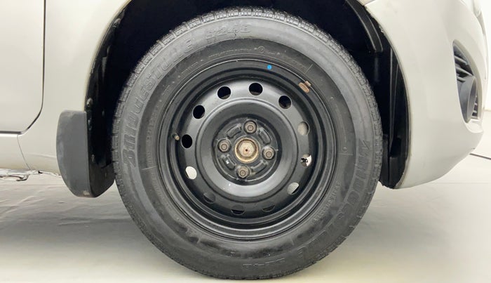 2015 Maruti Ritz VDI, Diesel, Manual, 77,251 km, Right Front Wheel