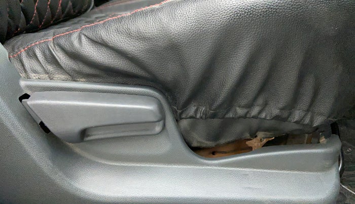 2015 Maruti Ritz VDI, Diesel, Manual, 77,251 km, Driver Side Adjustment Panel