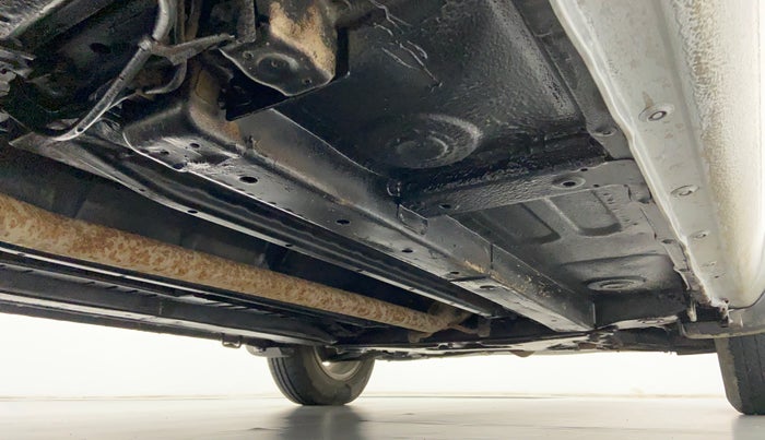 2015 Maruti Ritz VDI, Diesel, Manual, 77,251 km, Right Side Underbody