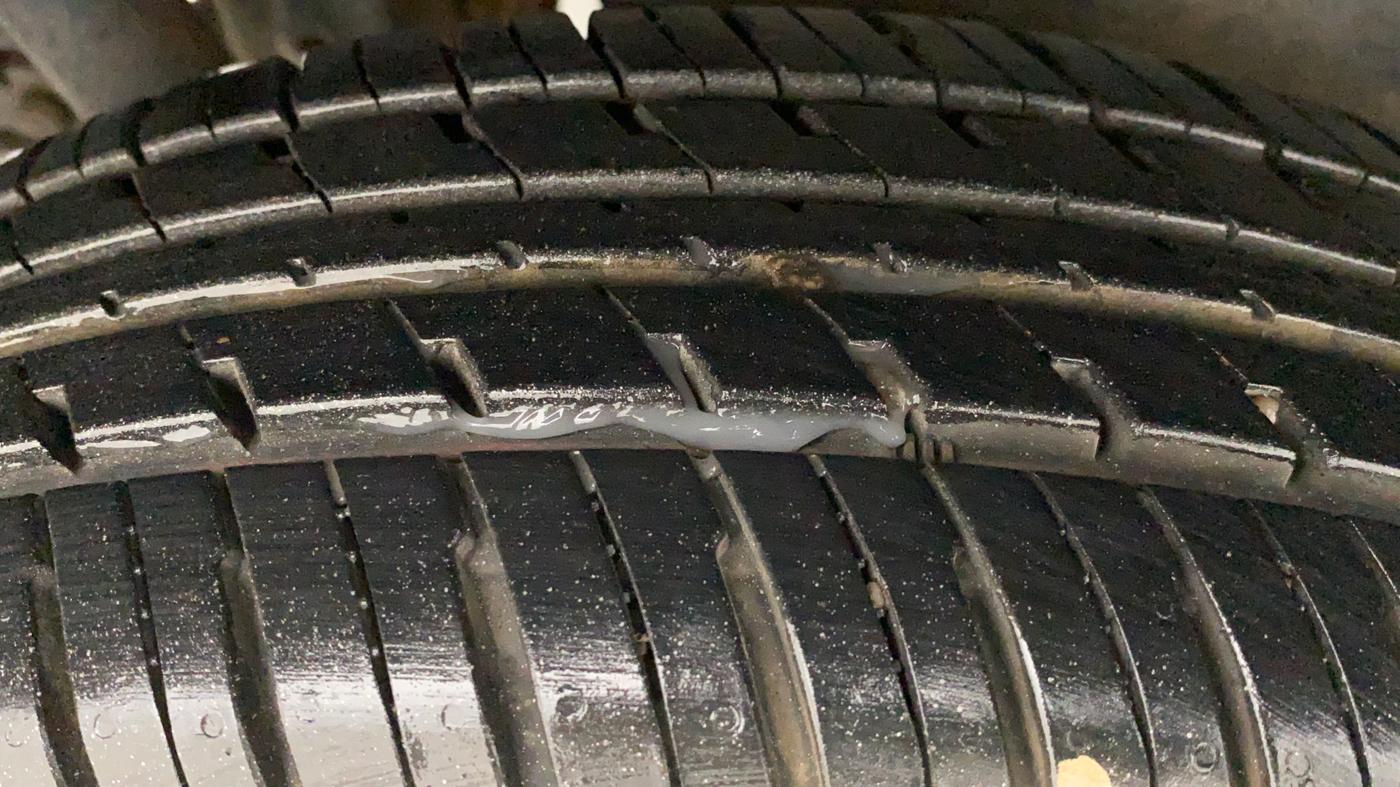 2012 Maruti Wagon R 1.0 VXI, Petrol, Manual, 37,927 km, Right Rear Tyre Tread