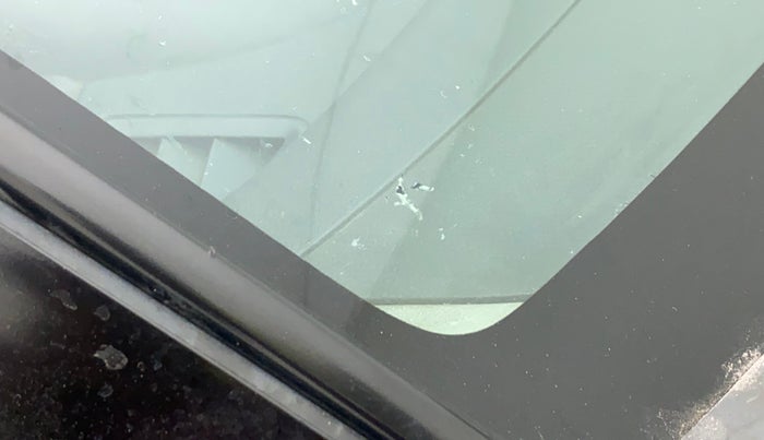 2010 Maruti Swift Dzire VXI, Petrol, Manual, 58,076 km, Front windshield - Minor spot on windshield