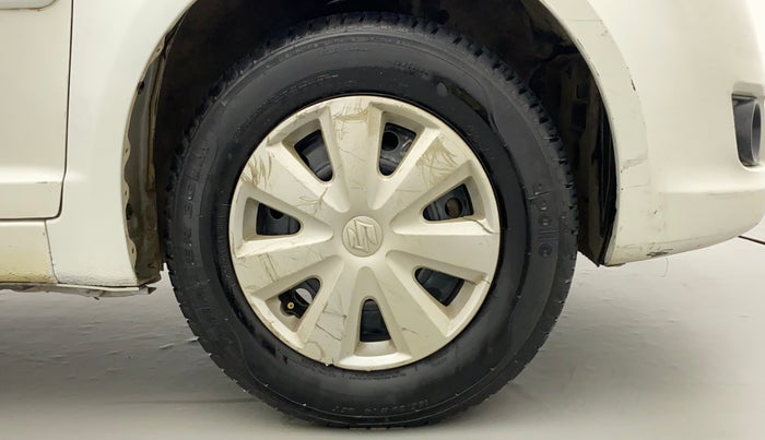 2010 Maruti Swift Dzire VXI, Petrol, Manual, 58,076 km, Right Front Wheel