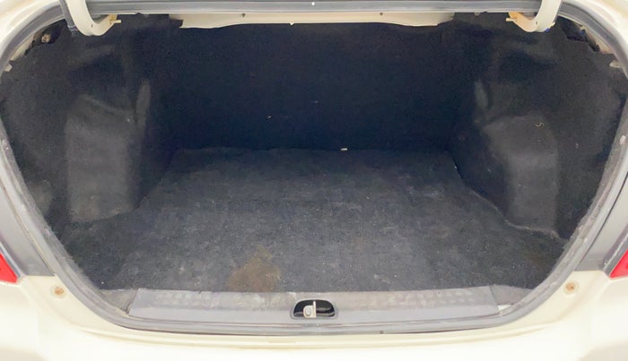 2010 Maruti Swift Dzire VXI, Petrol, Manual, 58,076 km, Boot Inside