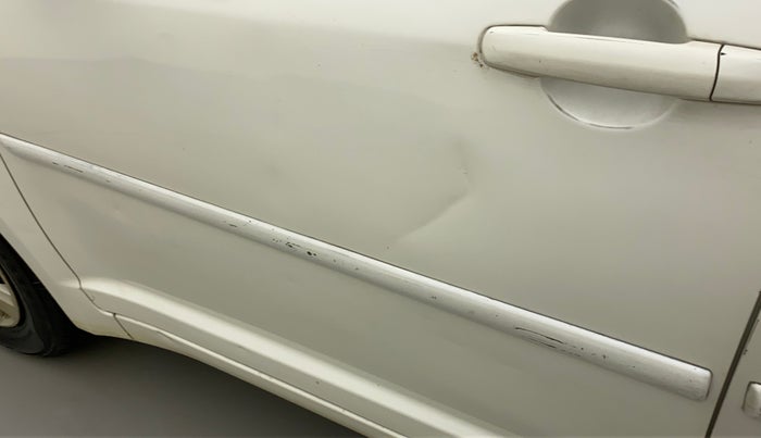 2010 Maruti Swift Dzire VXI, Petrol, Manual, 58,076 km, Front passenger door - Slightly dented