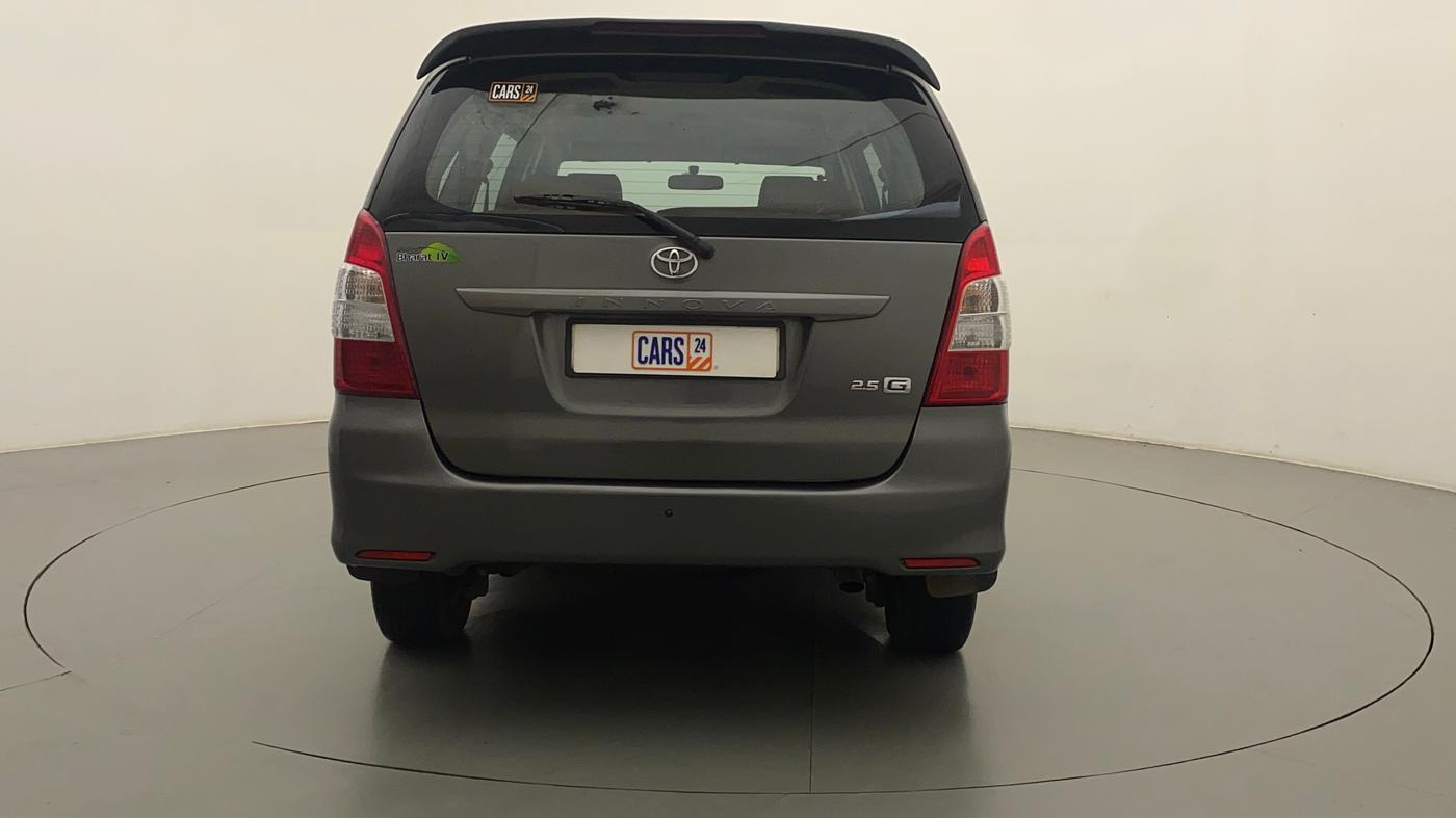 2012 Toyota Innova 2.5 GX 8 STR, Diesel, Manual, 89,683 km, Back/Rear