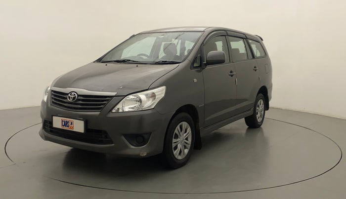 2012 Toyota Innova 2.5 GX 8 STR, Diesel, Manual, 89,683 km, Left Front Diagonal