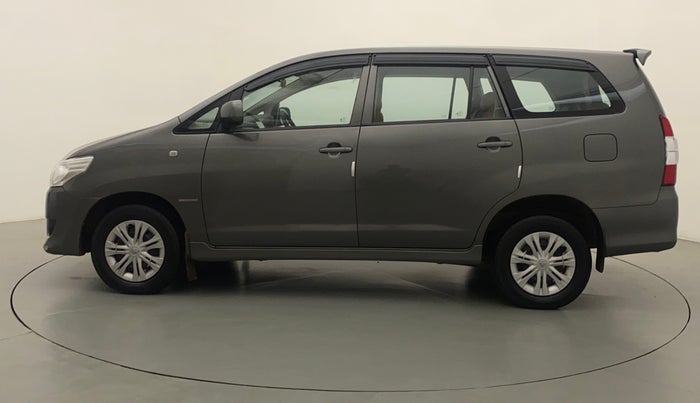 2012 Toyota Innova 2.5 GX 8 STR, Diesel, Manual, 89,683 km, Left Side