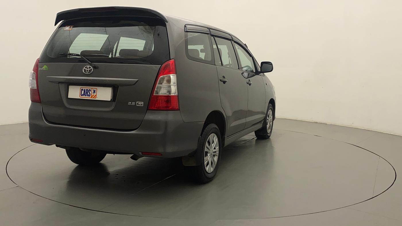 2012 Toyota Innova 2.5 GX 8 STR, Diesel, Manual, 89,683 km, Right Back Diagonal