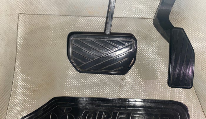 2015 Maruti Celerio VXI AMT, Petrol, Automatic, 81,580 km, Pedals