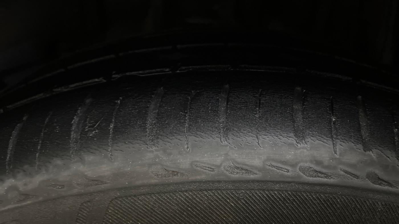 2017 Tata TIGOR XZ PETROL, Petrol, Manual, 99,921 km, Left Rear Tyre Tread