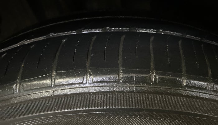 2017 Tata TIGOR XZ PETROL, Petrol, Manual, 99,921 km, Right Rear Tyre Tread