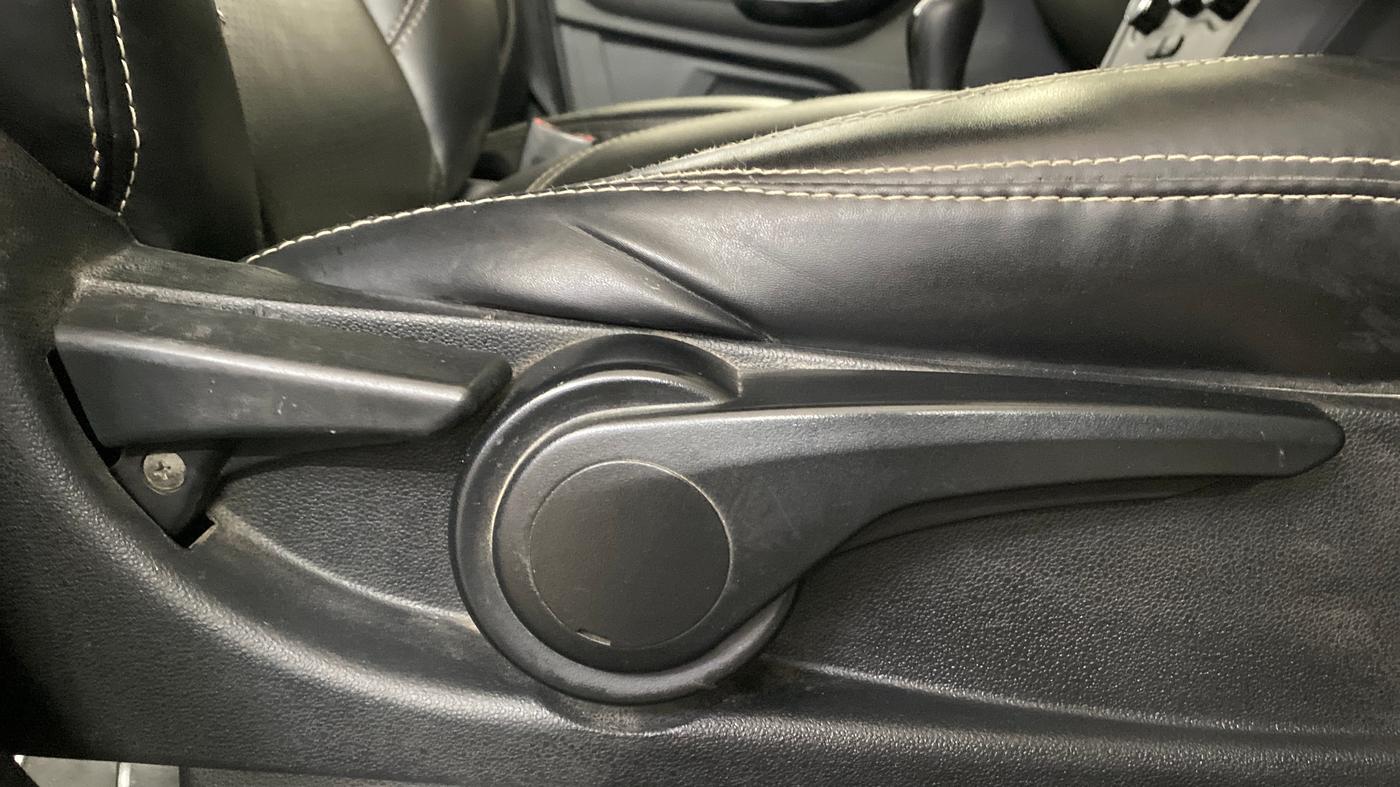 2017 Tata TIGOR XZ PETROL, Petrol, Manual, 99,921 km, Driver Side Adjustment Panel