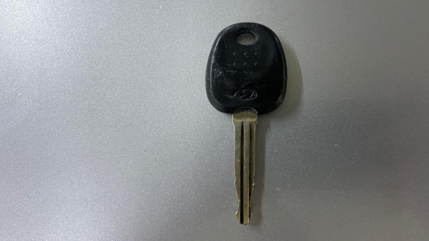 2015 Hyundai Eon ERA +, Petrol, Manual, 35,859 km, Key Close Up