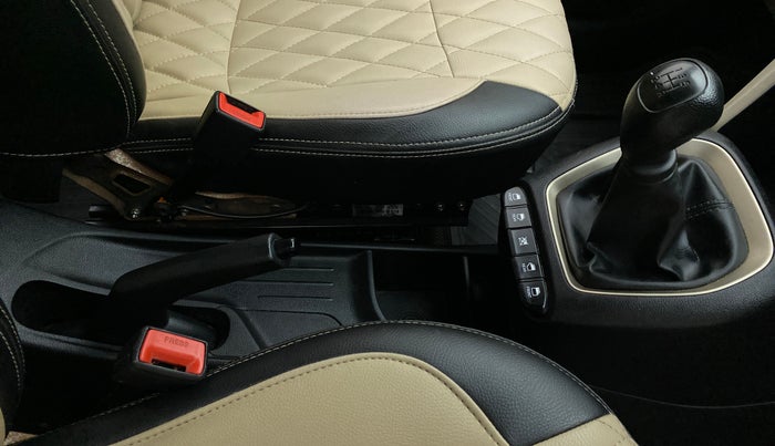2019 Hyundai NEW SANTRO MAGNA, Petrol, Manual, 21,852 km, Gear Lever