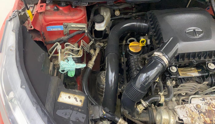 2020 Tata NEXON XZ PLUS (O) PETROL DUAL TONE, Petrol, Manual, 25,863 km, Engine View - Right