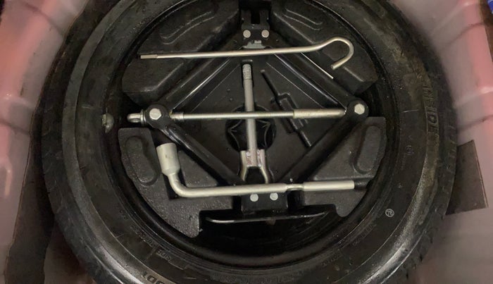 2020 Tata NEXON XZ PLUS (O) PETROL DUAL TONE, Petrol, Manual, 25,863 km, Spare Tyre