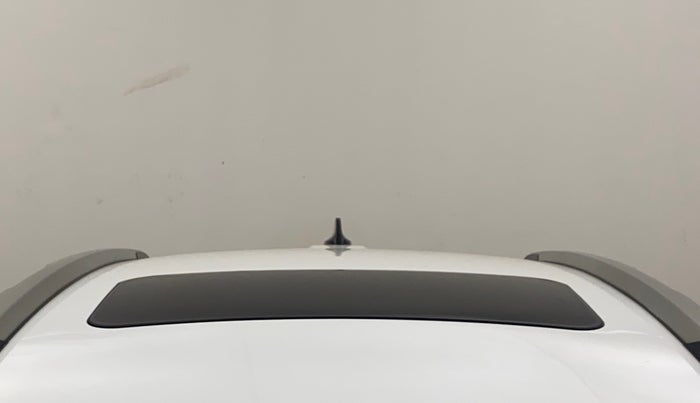 2020 Tata NEXON XZ PLUS (O) PETROL DUAL TONE, Petrol, Manual, 25,863 km, Moonroof/ Sunroof