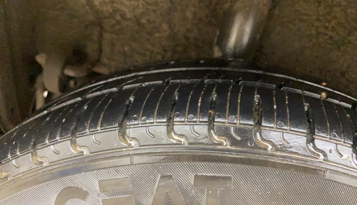 2017 Maruti Celerio ZXI, Petrol, Manual, 1,00,250 km, Right Rear Tyre Tread