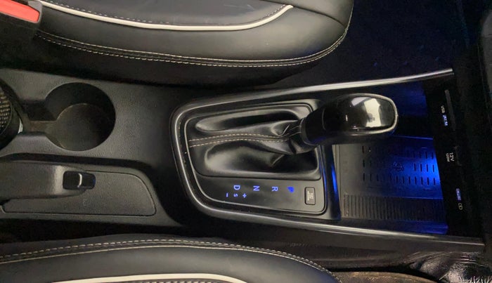 2022 Hyundai NEW I20 ASTA (O) 1.2 AT, Petrol, Automatic, 46,546 km, Gear Lever