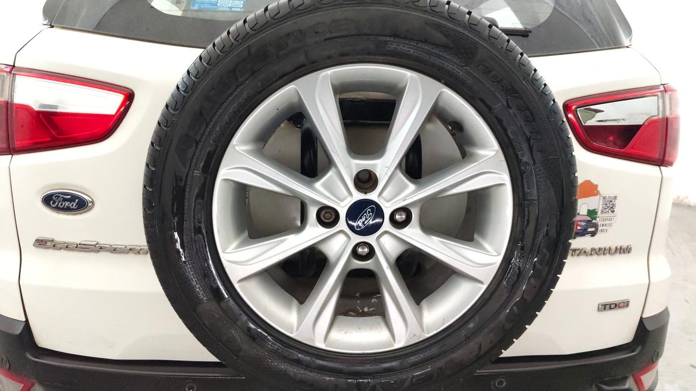 2018 Ford Ecosport TITANIUM 1.5L DIESEL, Diesel, Manual, 1,34,447 km, Spare Tyre