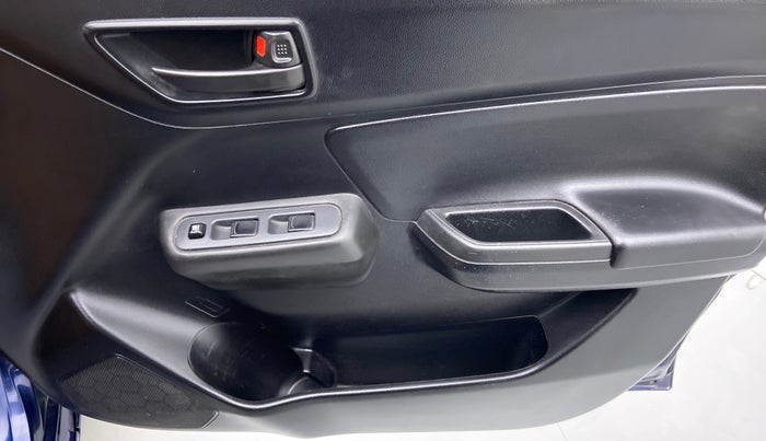 2018 Maruti Swift LXI D, Petrol, Manual, 61,909 km, Driver Side Door Panels Control