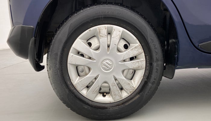 2018 Maruti Swift LXI D, Petrol, Manual, 61,909 km, Right Rear Wheel