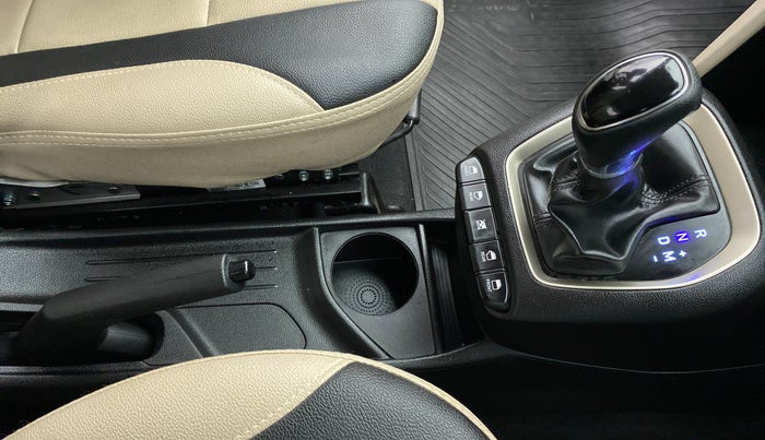 2019 Hyundai NEW SANTRO 1.1 SPORTS AMT, Petrol, Automatic, 4,880 km, Gear Lever