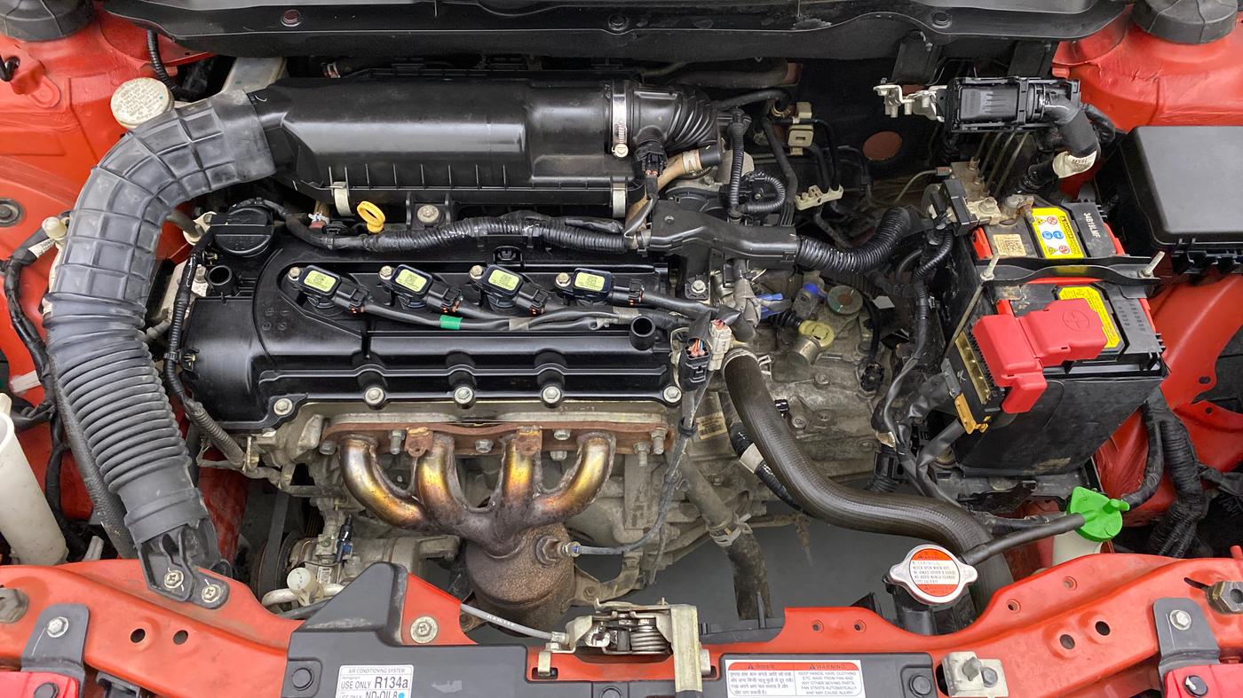 2018 Maruti Swift VXI D, Petrol, Manual, 53,020 km, Open Bonet