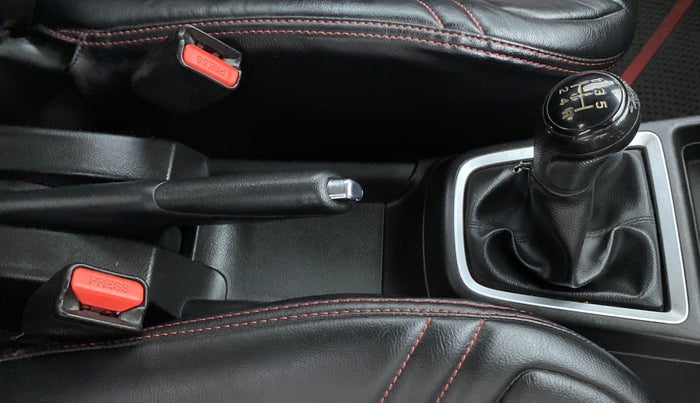 2018 Maruti Swift VXI D, Petrol, Manual, 53,020 km, Gear Lever