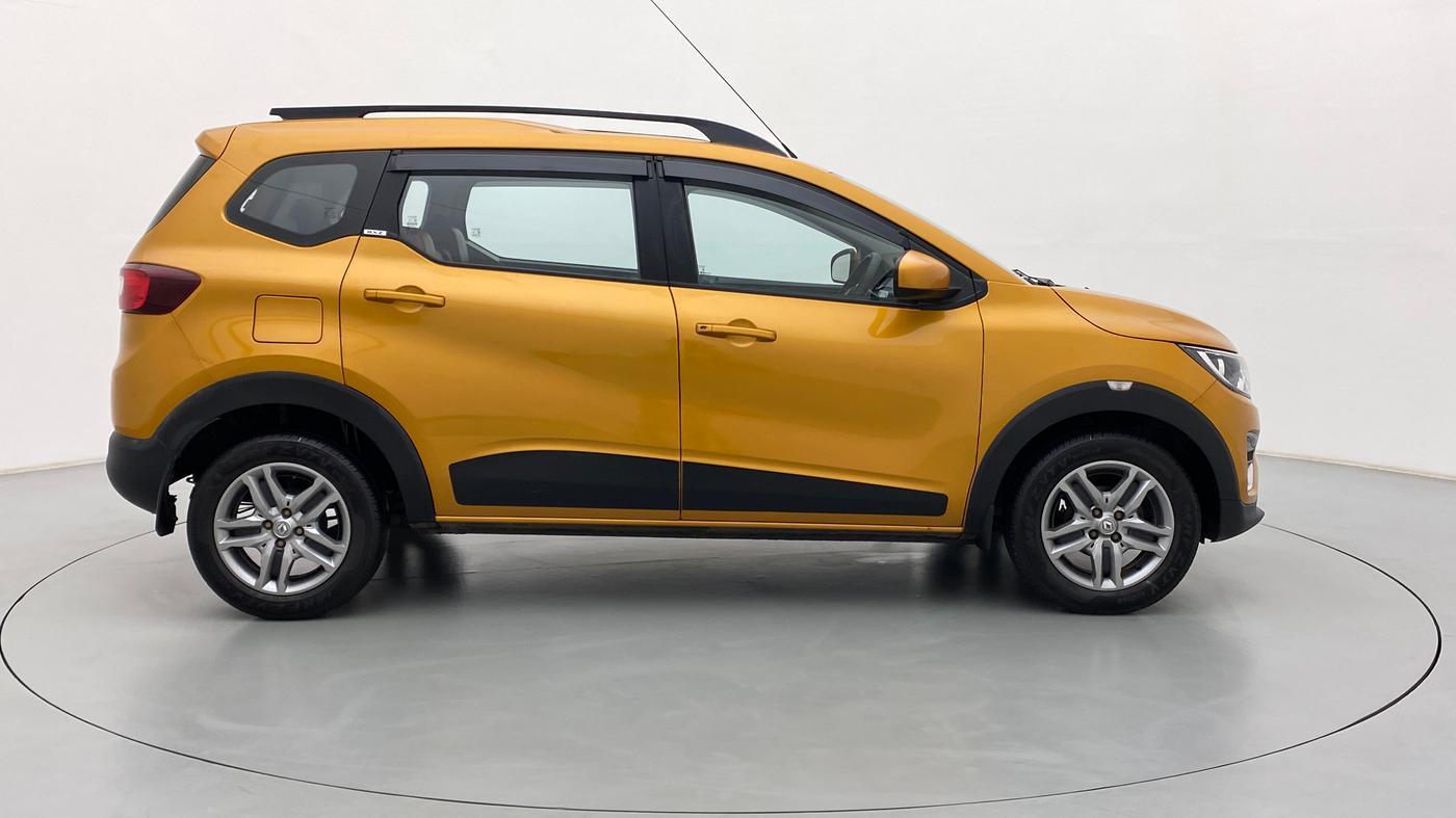 2020 Renault TRIBER 1.0 RXZ, Petrol, Manual, 20,555 km, Right Side View