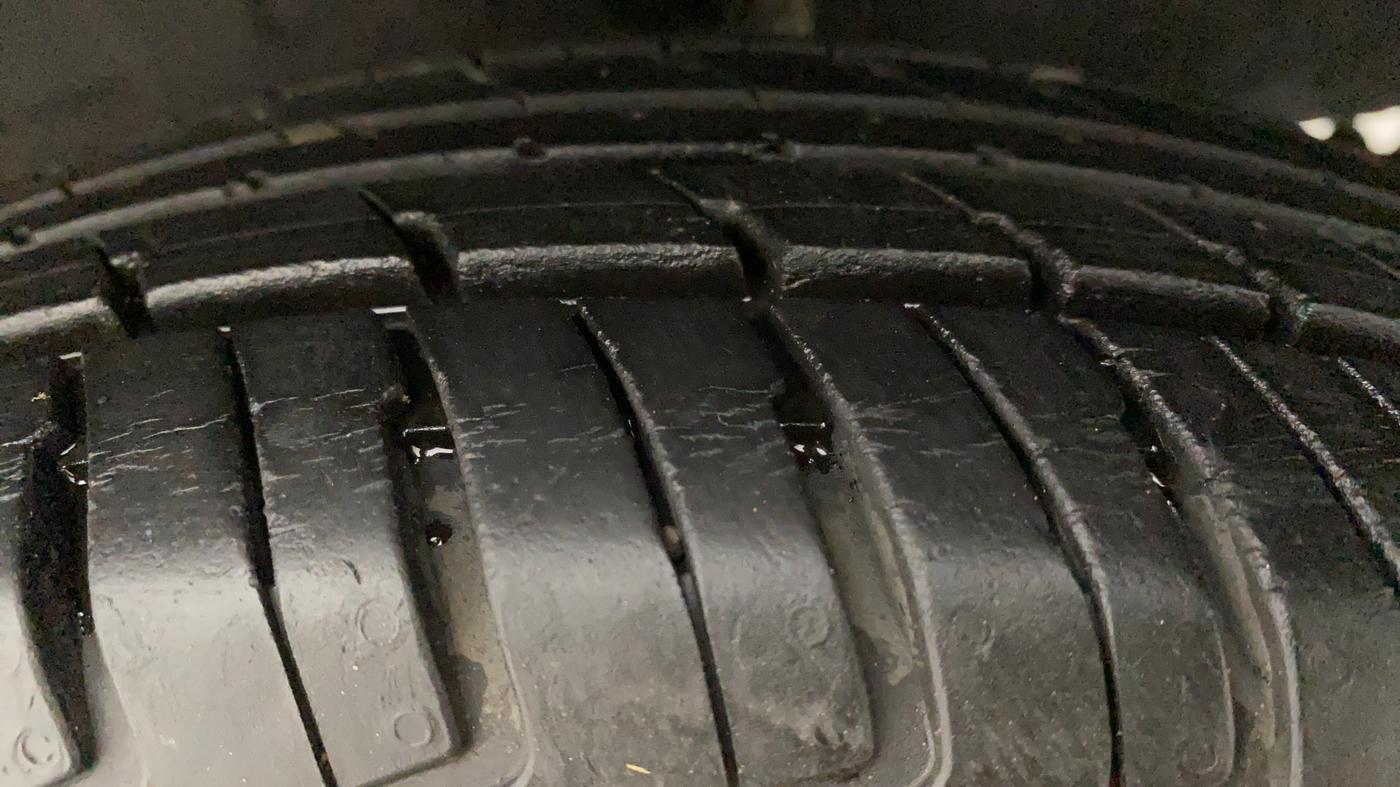 2019 Renault Kwid RXT 0.8 (O), Petrol, Manual, 13,681 km, Left Rear Tyre Tread