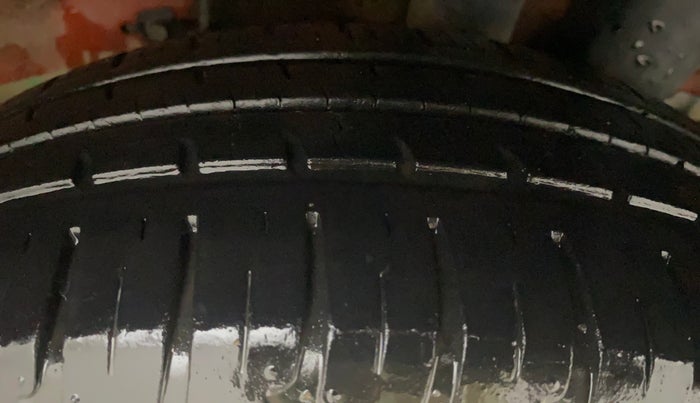 2019 Hyundai Grand i10 SPORTZ 1.2 KAPPA VTVT, Petrol, Manual, 15,126 km, Left Rear Tyre Tread