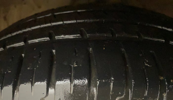 2019 Hyundai Grand i10 SPORTZ 1.2 KAPPA VTVT, Petrol, Manual, 15,126 km, Right Front Tyre Tread