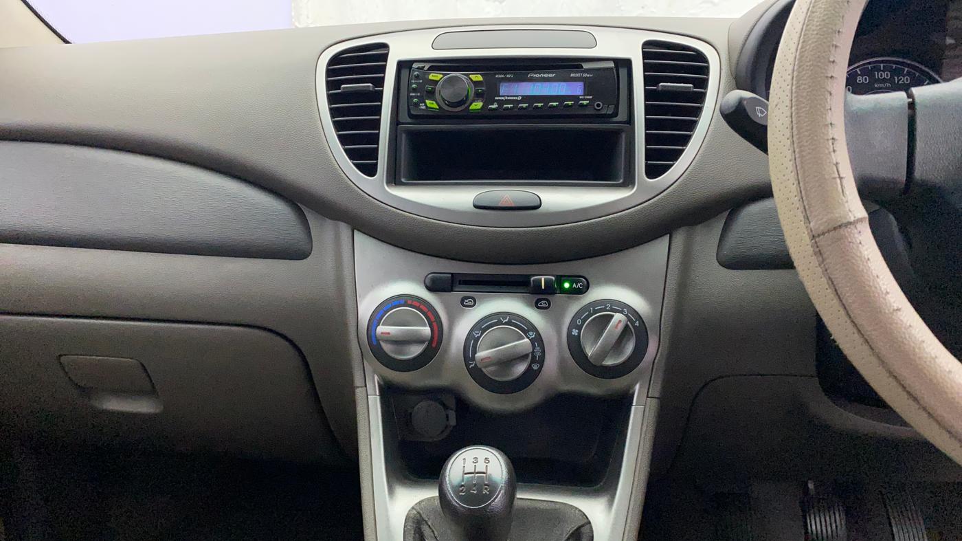 2012 Hyundai i10 MAGNA 1.2, Petrol, Manual, 64,834 km, Air Conditioner