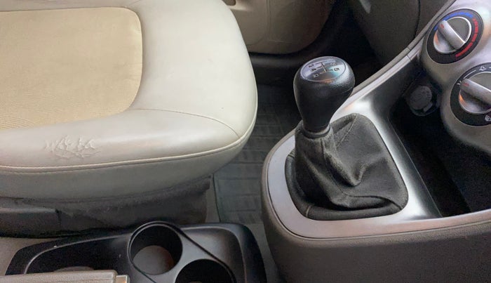 2012 Hyundai i10 MAGNA 1.2, Petrol, Manual, 64,834 km, Gear Lever