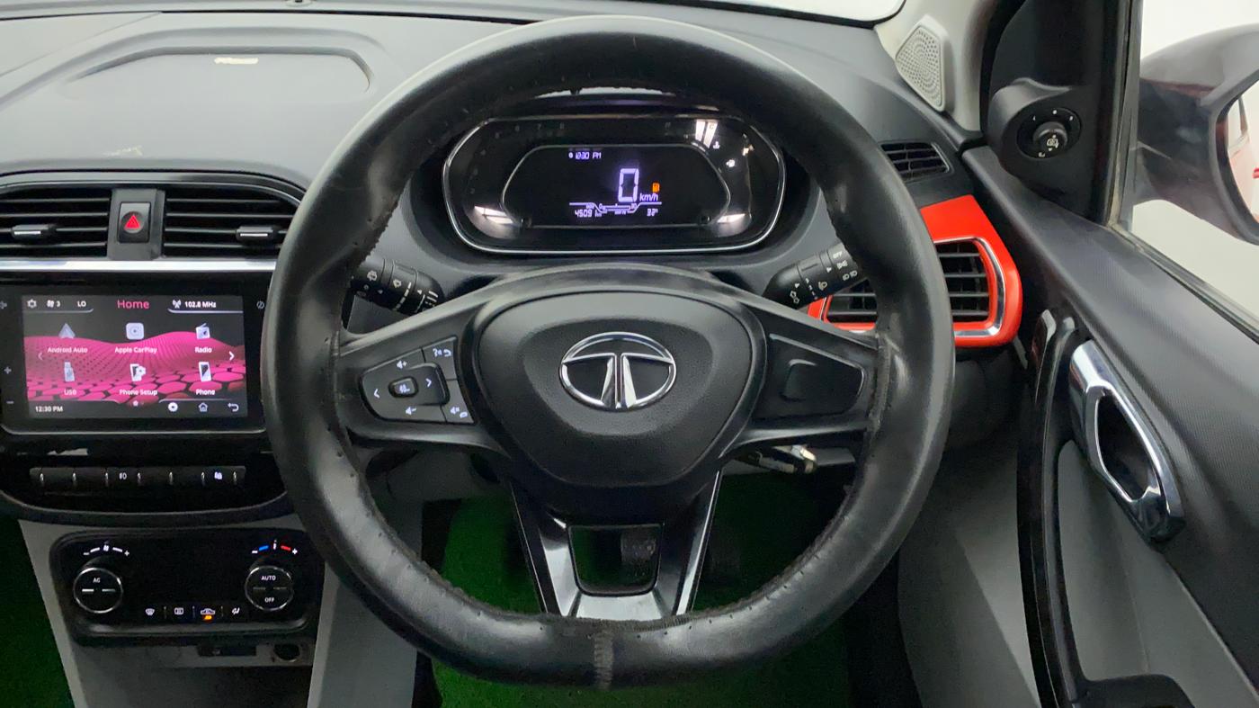 2020 Tata Tiago XZ PLUS PETROL, Petrol, Manual, 45,638 km, Steering Wheel Close Up