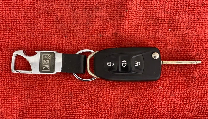 2020 Tata Tiago XZ PLUS PETROL, Petrol, Manual, 45,638 km, Key Close Up