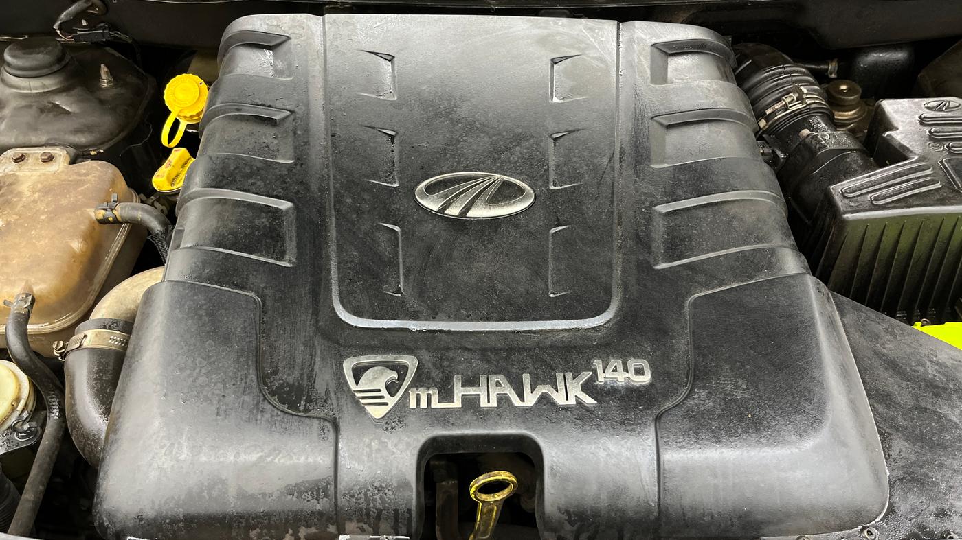 2014 Mahindra XUV500 W6, Diesel, Manual, 69,635 km, Engine View