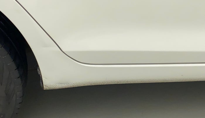 2016 Maruti Swift ZXI, Petrol, Manual, 84,356 km, Right running board - Slightly dented