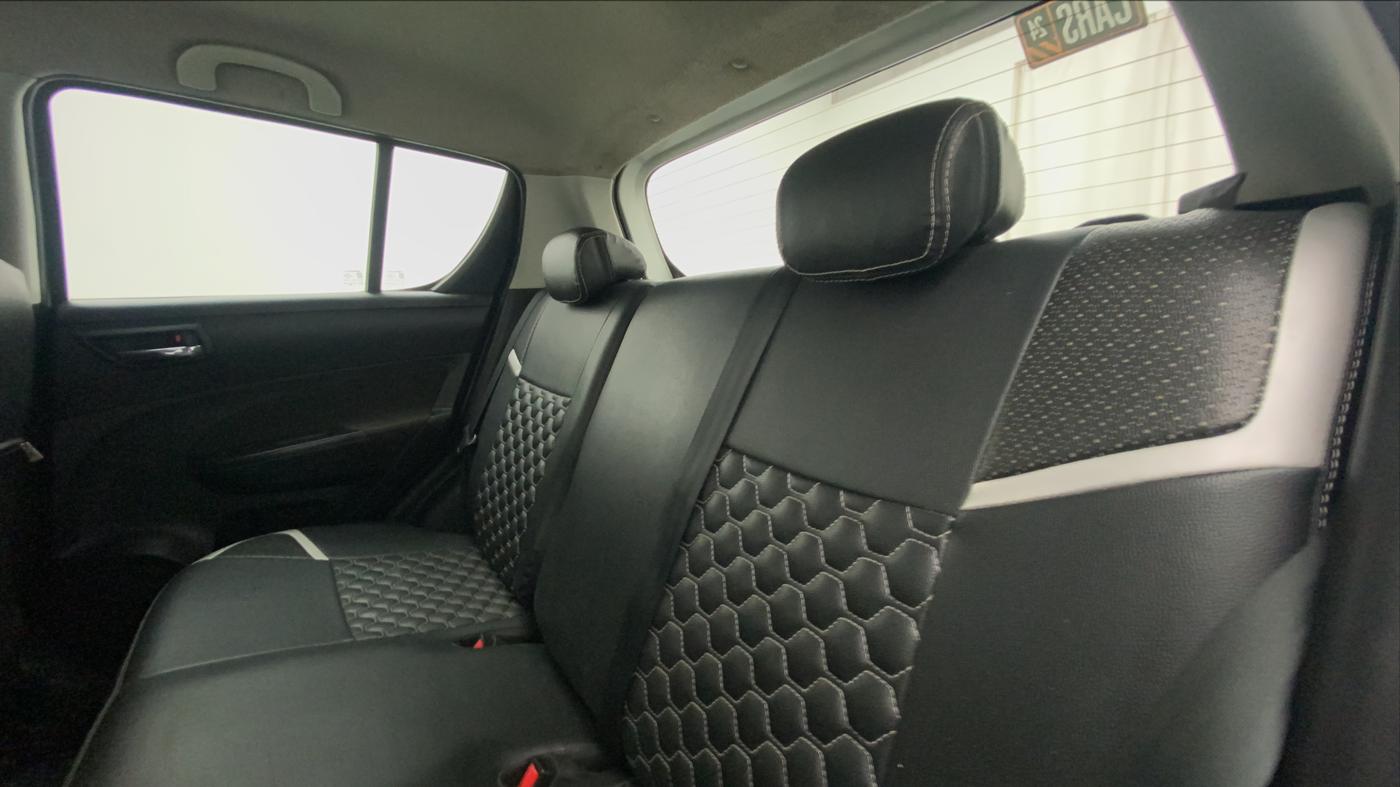 2016 Maruti Swift ZXI, Petrol, Manual, 84,356 km, Right Side Rear Door Cabin