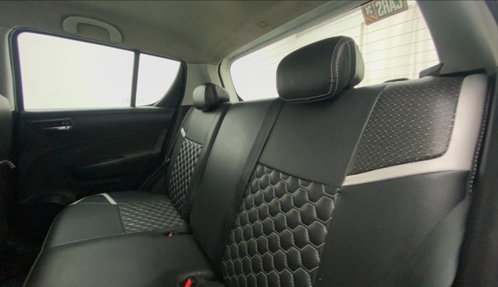 2016 Maruti Swift ZXI, Petrol, Manual, 84,356 km, Right Side Rear Door Cabin
