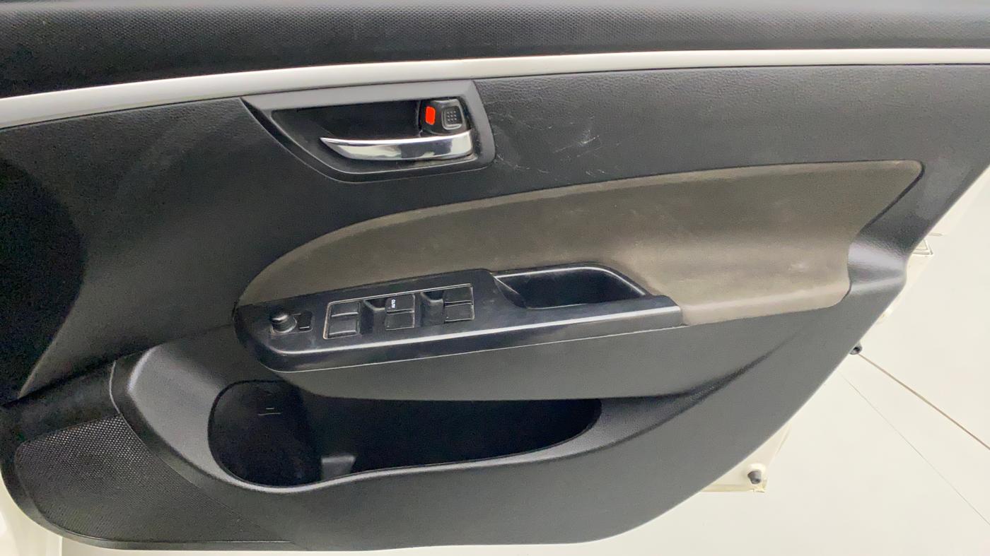 2016 Maruti Swift ZXI, Petrol, Manual, 84,356 km, Driver Side Door Panels Control