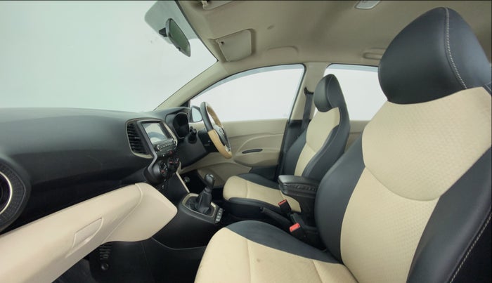 2019 Hyundai NEW SANTRO SPORTZ CNG, CNG, Manual, 38,298 km, Right Side Front Door Cabin