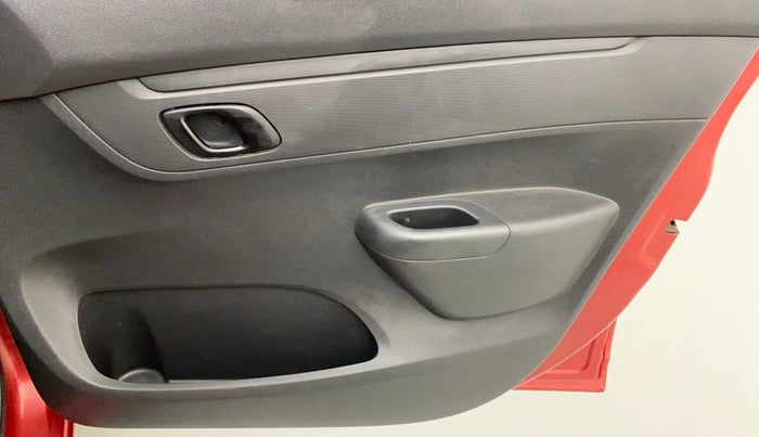 2016 Renault Kwid RXT, Petrol, Manual, 29,682 km, Driver Side Door Panels Control