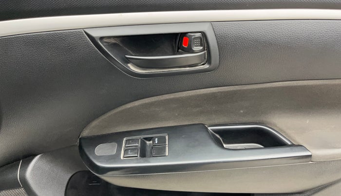2016 Maruti Swift LXI (O), Petrol, Manual, 58,243 km, Driver Side Door Panels Control