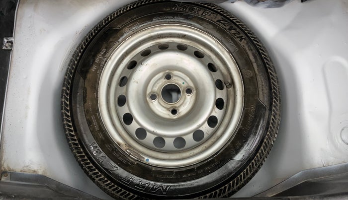 2016 Maruti Swift LXI (O), Petrol, Manual, 58,243 km, Spare Tyre