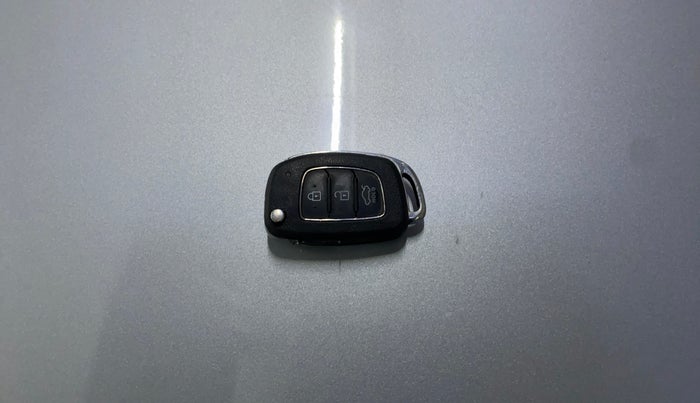 2021 Hyundai GRAND I10 NIOS SPORTZ 1.2 KAPPA VTVT, Petrol, Manual, 10,754 km, Key Close Up