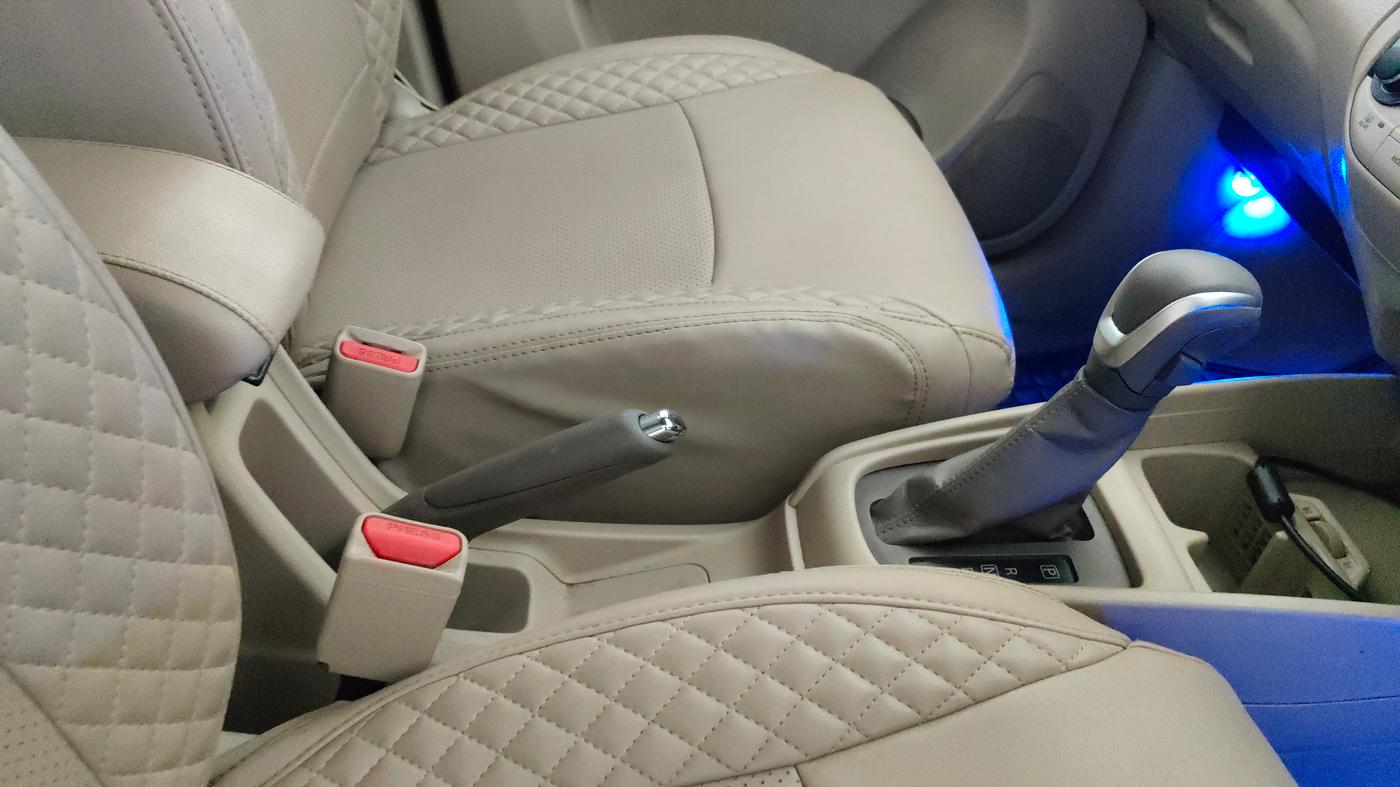 2021 Maruti Ertiga ZXI AT SHVS, Petrol, Automatic, 24,963 km, Gear Lever