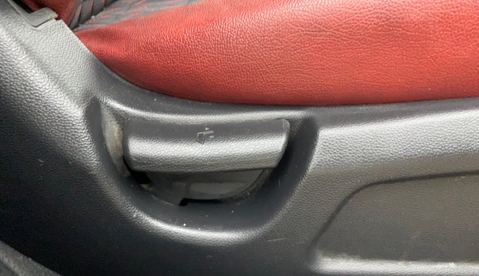 2019 Hyundai Elite i20 ERA 1.2, Petrol, Manual, 18,893 km, Driver Side Adjustment Panel