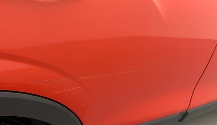 2019 Mahindra XUV300 W8 1.5 DIESEL, Diesel, Manual, 73,802 km, Right rear door - Slightly dented